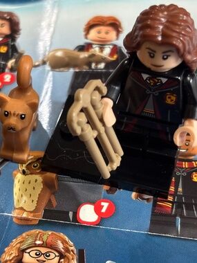 LEGO HARRY POTTER Series 1 "Hermione Granger in School Robes" colhp-2 LIKE NEW!
